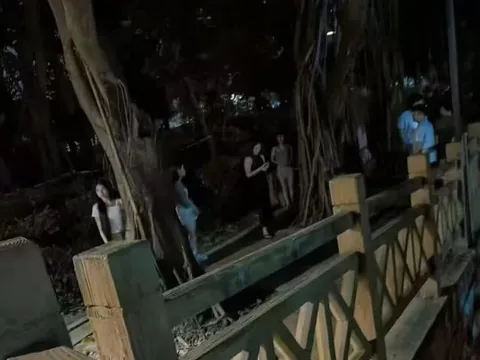 定位到平良大街地铁站1号口 江苏-南京 快餐服务实景图