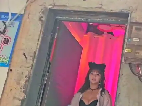 导航定位淝河路导航四姐饭店 暗巷偷拍 安徽-合肥