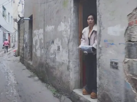 老凌家塘站街地方又开了今天12点多去 江苏-常州 狼友扫街偷拍