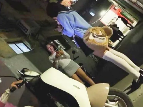 宝安区的快餐（有嫩妹）菲尔精品酒店旁 广东-深圳 快餐按摩店现场实拍