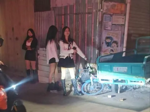 石排快餐 地铁口小姐 广东-东莞