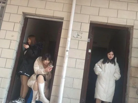 燕郊小张庄路边摊 北京 按摩小店实拍