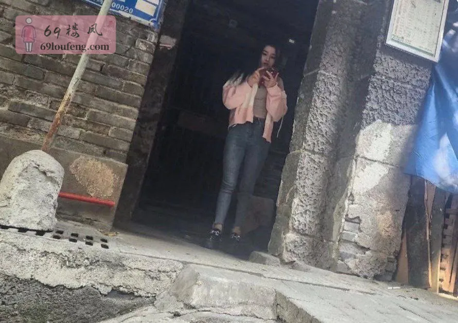 野水沟按了很多新监控各位狼友小心 - 重庆 楼凤实拍第1张