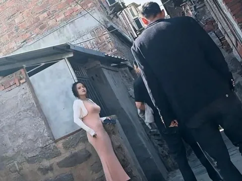 专诸巷 江苏-苏州 狼友扫街偷拍