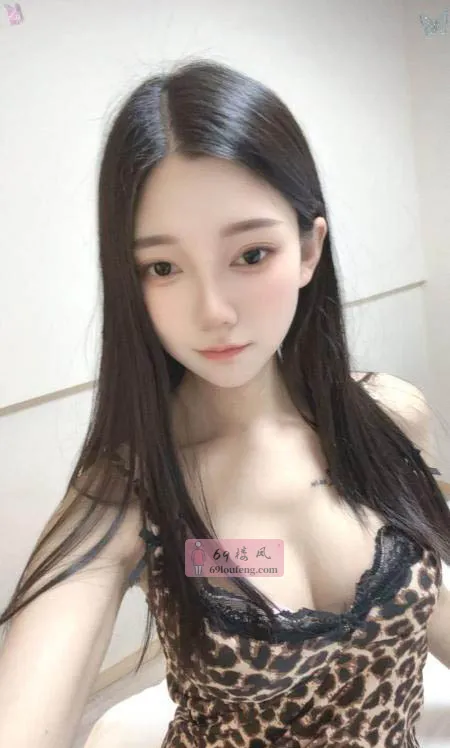 常熟市性感黑丝美美 - 江苏-苏州 楼凤实拍第2张