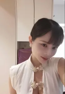 内蒙 - 乌兰察布 宅男福利推荐：性感少妇胸臀无敌 实景