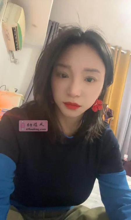 戴眼镜的风骚少妇 - 浙江-杭州 楼凤实拍第2张