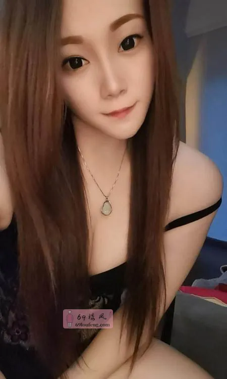 龙华大胸性感小姐姐 - 广东-深圳 楼凤实拍第1张