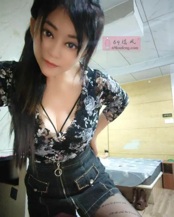 大胸服务类熟女 - 上海-奉贤区 楼凤实拍第3张