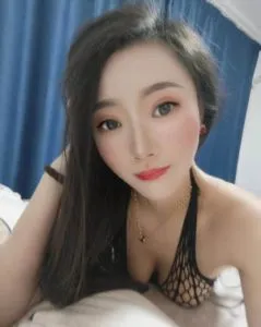 闵行少妇水床 真实工作室环境 (地点：上海 - 闵行区)