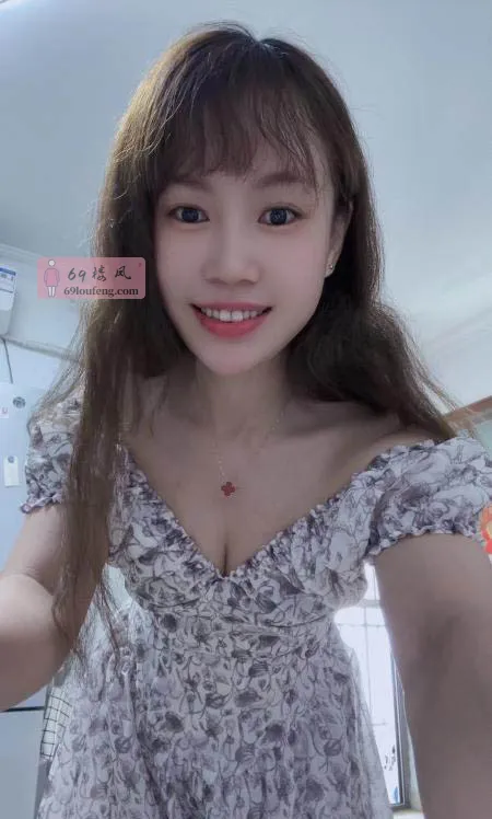 颜值美乳萌萌 - 广东-深圳 楼凤实拍第4张