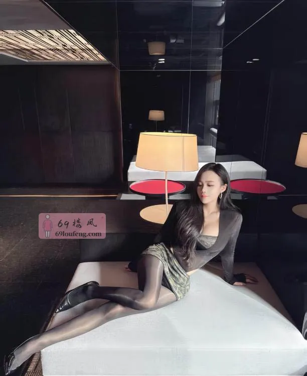 黑丝御姐婷婷 - 四川-成都 楼凤实拍第3张