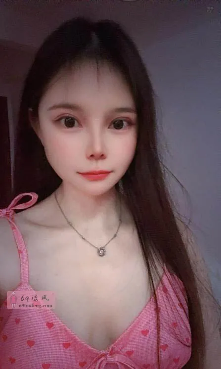 诗诗演绎四爱 - 四川-成都 楼凤实拍第1张