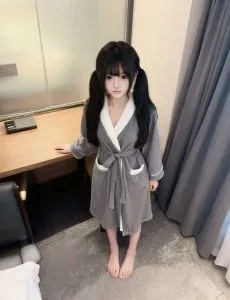 山东 - 青岛 宅男福利推荐：市北大学生朵朵 实景