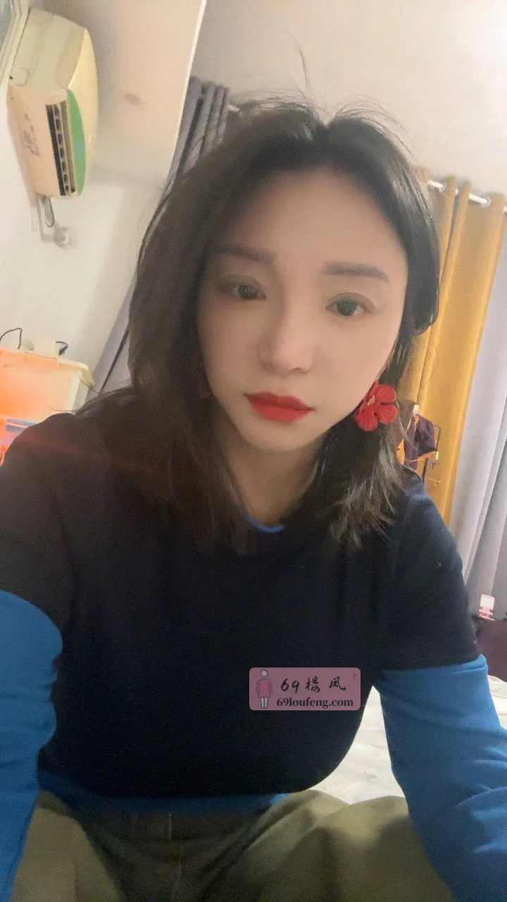 戴眼镜的大胸少妇 - 浙江-杭州 楼凤实拍第6张