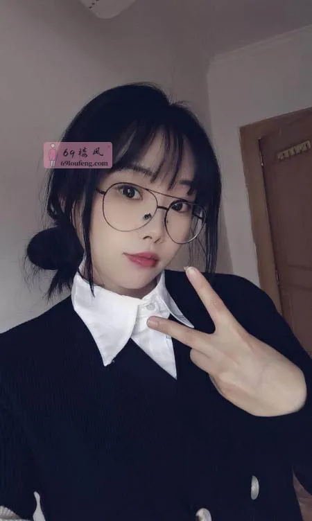 惠山眼镜妹萌萌 - 江苏-无锡 楼凤实拍第2张