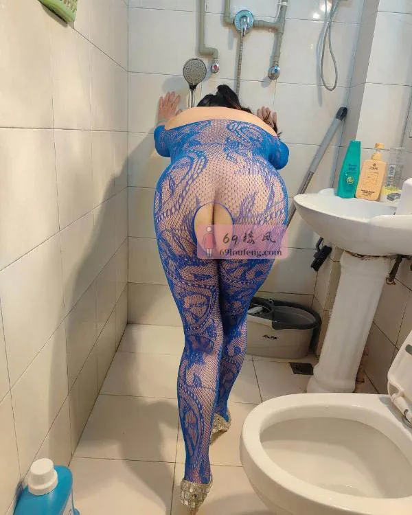 后入浪姐大屁股 - 江苏-南京 楼凤实拍第2张