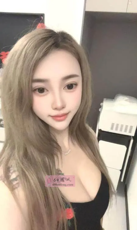 皮肤白奶子大颜值妹妹 - 四川-成都 楼凤实拍第1张