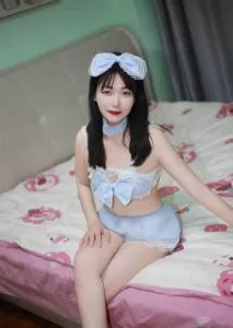 江苏 - 苏州 白嫩低胸情趣少妇 纯天然无科技实景