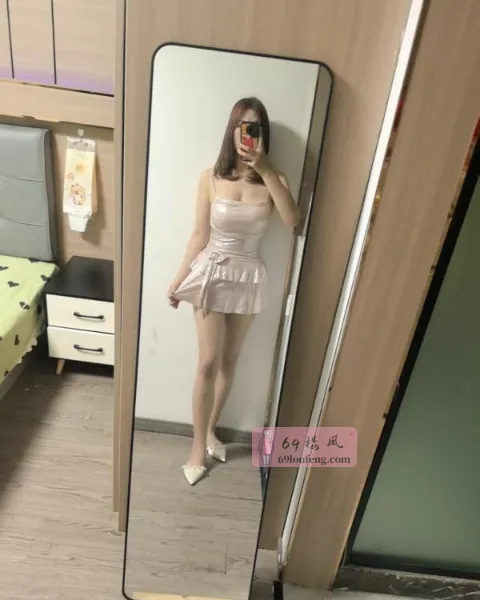 南站大长腿 - 江苏-南京 楼凤实拍第1张