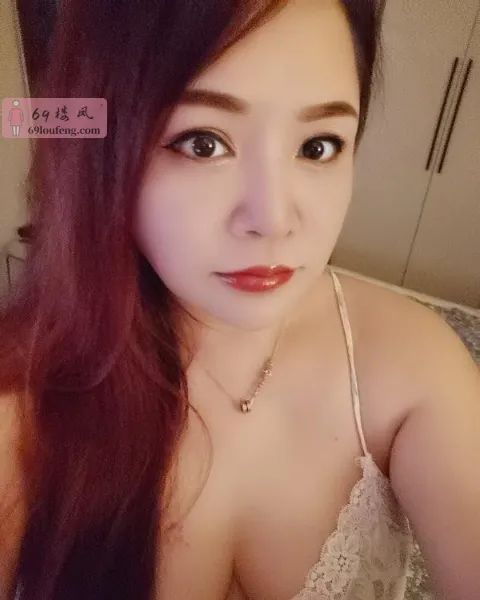 玄武门地铁站大胸熟女 - 江苏-南京 楼凤实拍第3张