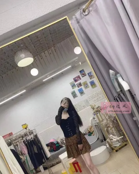 龙岗洋洋大长腿 - 广东-深圳 楼凤实拍第4张