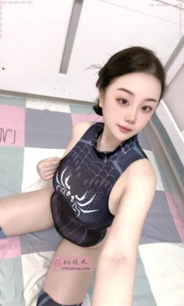 园区反差妹 - 江苏-苏州 楼凤实拍第1张