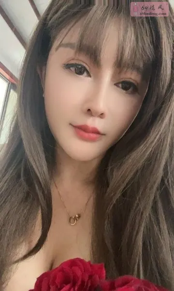 美少妇激情舌吻 - 江苏-苏州 楼凤实拍第1张