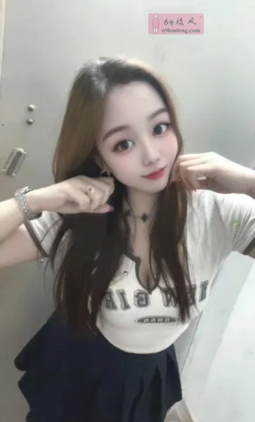 服务系舌吻骚妇 - 广东-广州 楼凤实拍第3张