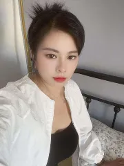 萧山韵味少妇 真实工作室环境 (地点：浙江 - 杭州)