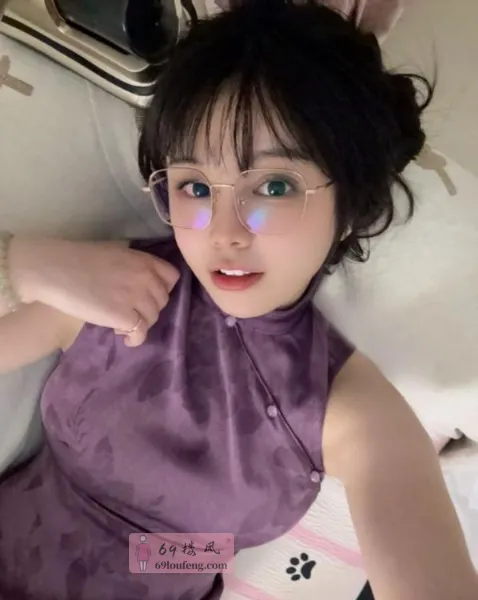 二刷大胸气质美女 - 上海-虹口区 楼凤实拍第4张