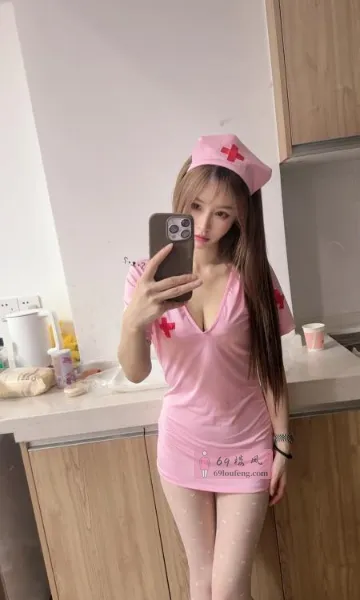 服务系制服多的御姐 - 江苏-无锡 楼凤实拍第3张