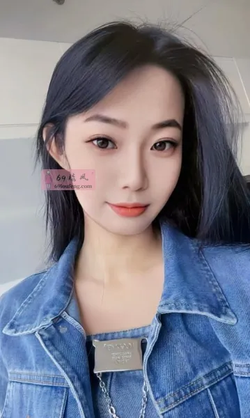 性感短裙美女 - 上海-静安区 楼凤实拍第1张