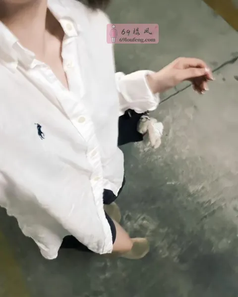 市区御姐 - 江苏-徐州 楼凤实拍第3张