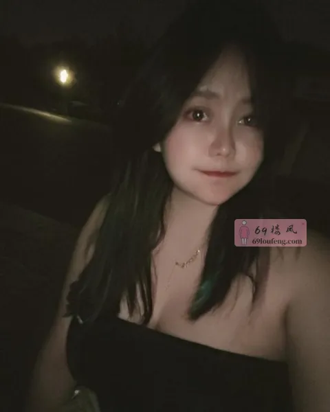 新街口E杯美女 - 江苏-南京 楼凤实拍第1张