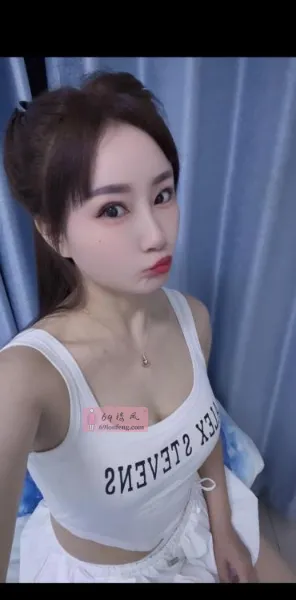 蜜桃小姐姐 - 广东-深圳 楼凤实拍第2张