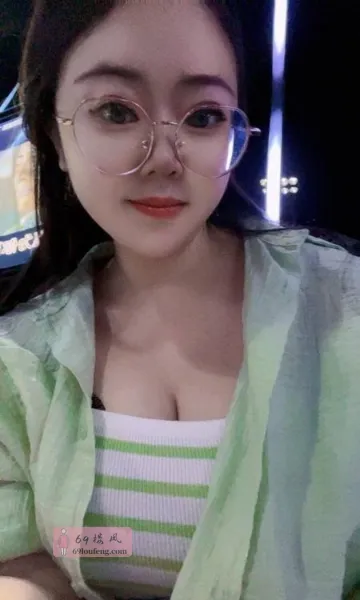 光谷F大胸服务系琦琦 - 湖北-武汉 楼凤实拍第2张