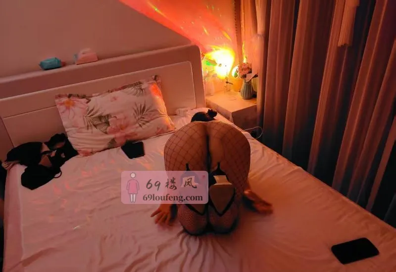 龙江长腿渔网袜 - 江苏-南京 楼凤实拍第3张