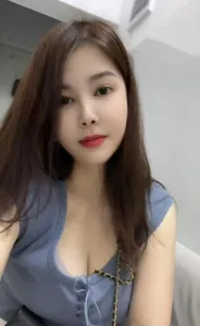 海珠服务少妇七七 真实工作室环境 (地点：广东 - 广州)