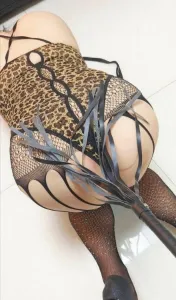 陕西 - 西安 宅男福利推荐：sm少妇 实景