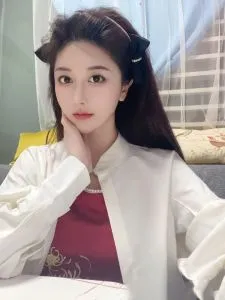 点击查看 广东 - 深圳 南山区火辣性感小千代 更多实拍详情