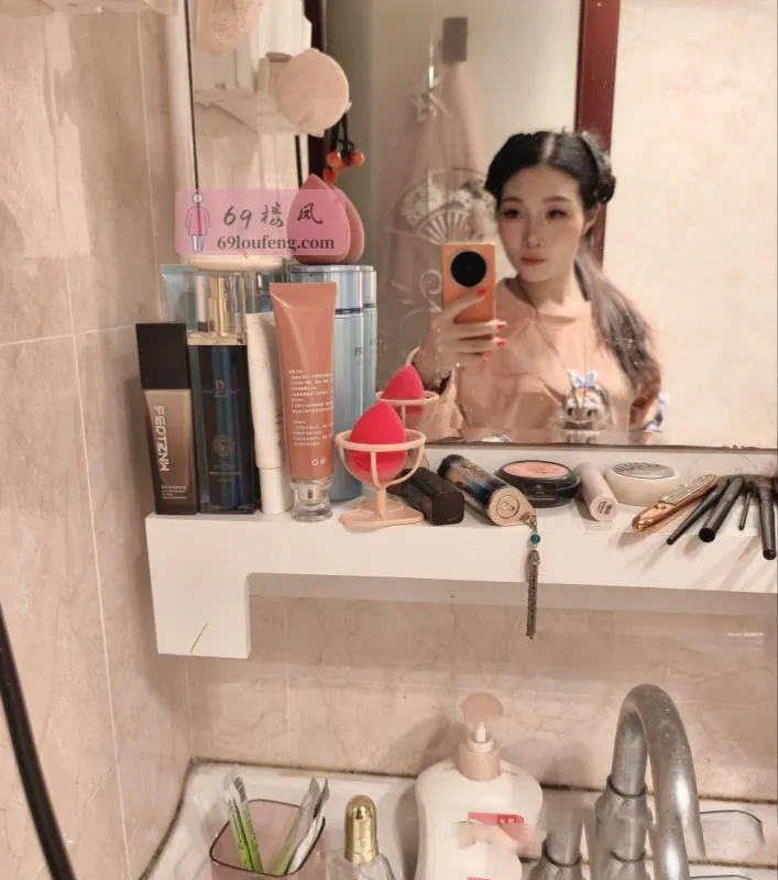 性感少妇猫老师 - 重庆-江北区 楼凤实拍第3张