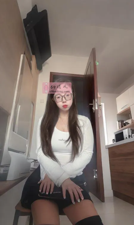 大胸妹子小柔 - 广东-广州 楼凤实拍第1张