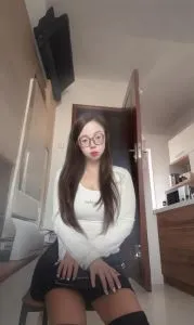 大胸妹子小柔 现场拍摄照片 (广东 - 广州)