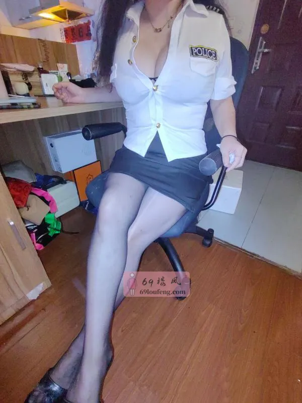 二刷大奶黑丝姐姐 - 江苏-南京 楼凤实拍第2张