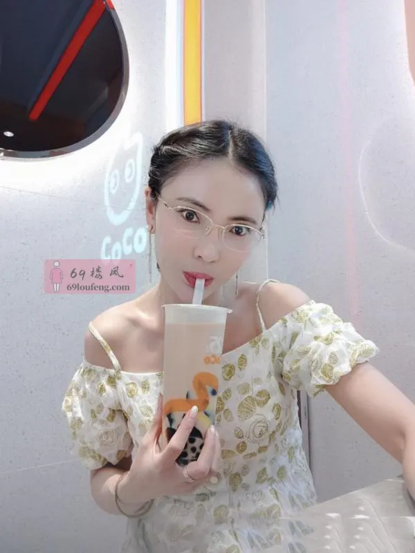 体验海珠区双飞 - 广东-广州 楼凤实拍第1张