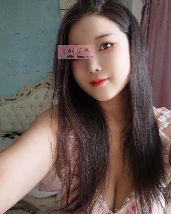 香洲区风骚大胸美少妇 - 广东-珠海 楼凤实拍第3张