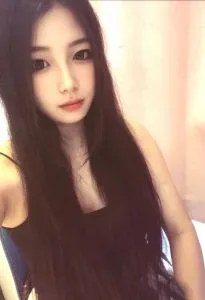 巨臀妹子懒懒 现场拍摄照片 (广东 - 广州)