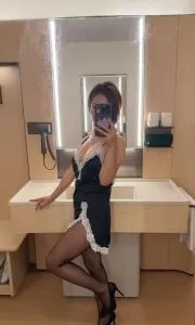 广东 - 广州 楼凤圈口碑推荐：海珠区OL制服少妇 照片