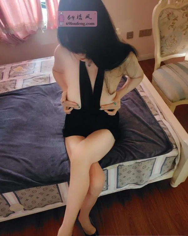 大胸妹秘密 - 江苏-南京 楼凤实拍第2张